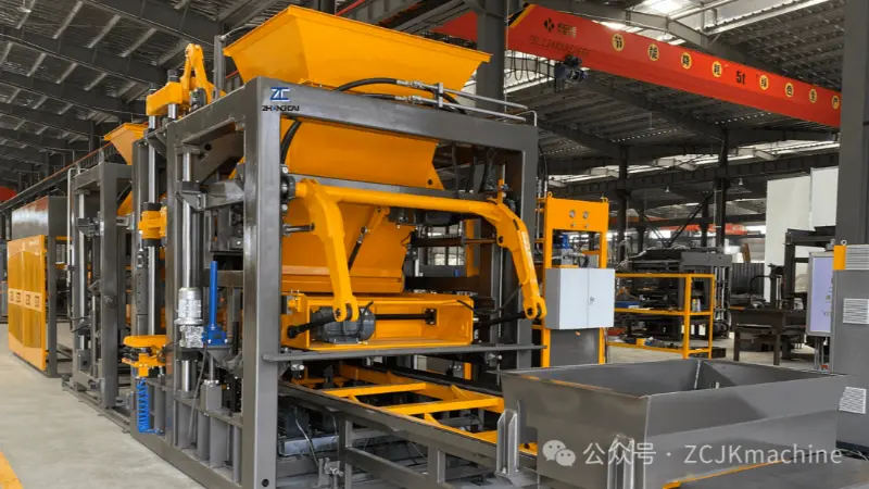 Серво жетекті блоктарды өндіру машиналары: энергияны үнемдейтін технологияның көмегімен электр энергиясының құнын 30–50% төмендетіңіз